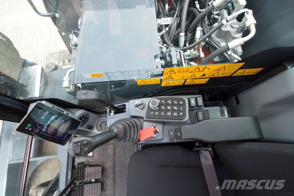 Hitachi ZX 95 USB-7 VA Midi rýpadlá 7 t - 12 t