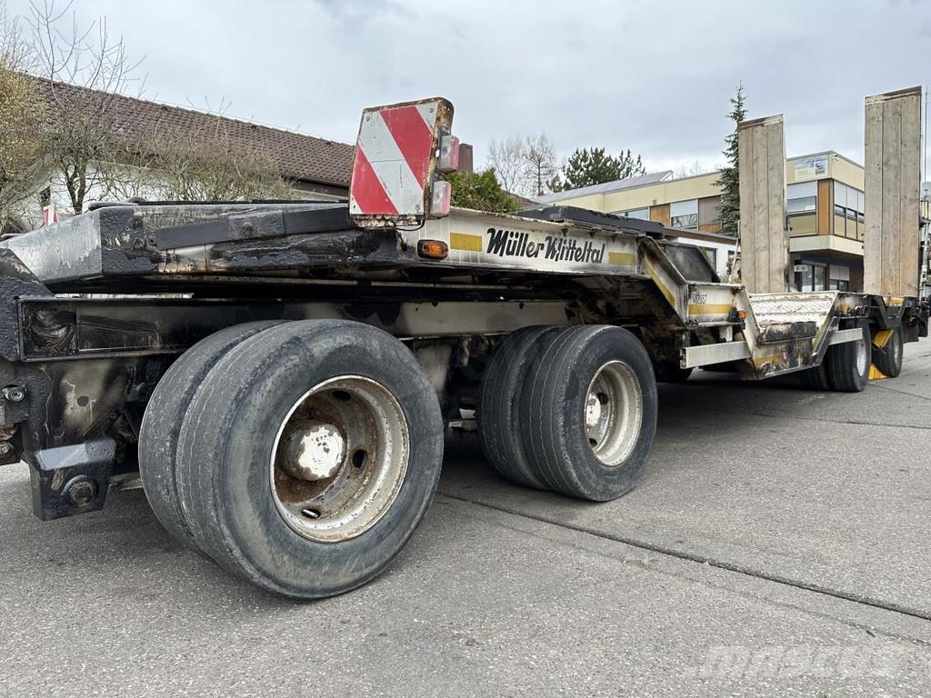 Müller-Mitteltal T4 4-Achs Tieflader Radmulden luftgefedert T4 4-Ac Mélybölcsős