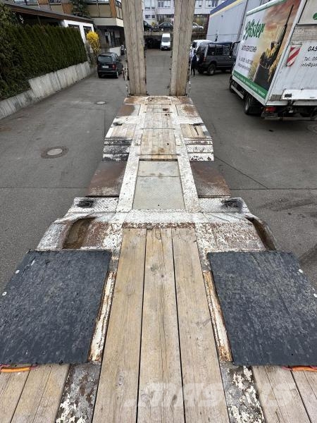 Müller-Mitteltal T4 4-Achs Tieflader Radmulden luftgefedert T4 4-Ac Mélybölcsős