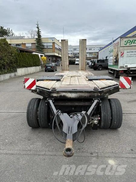 Müller-Mitteltal T4 4-Achs Tieflader Radmulden luftgefedert T4 4-Ac Mélybölcsős