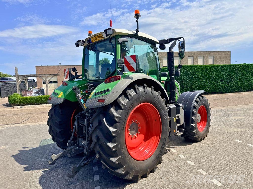 Fendt 720 Vario Power+ Gen 6 الجرارات