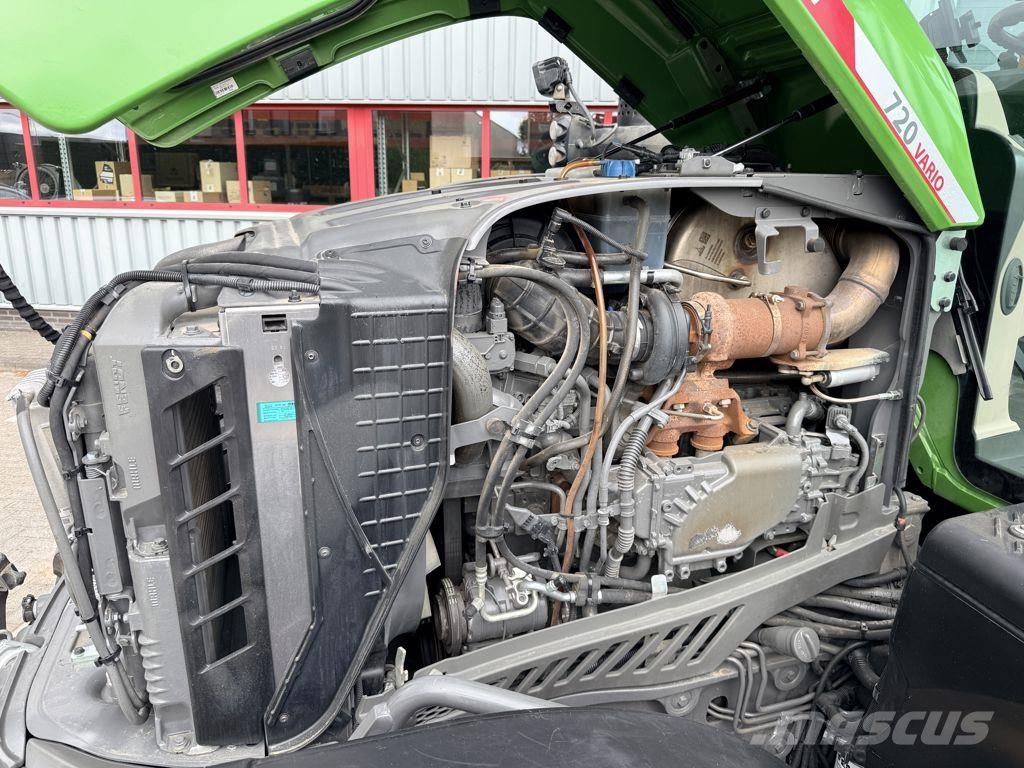 Fendt 720 Vario Power+ Gen 6 الجرارات
