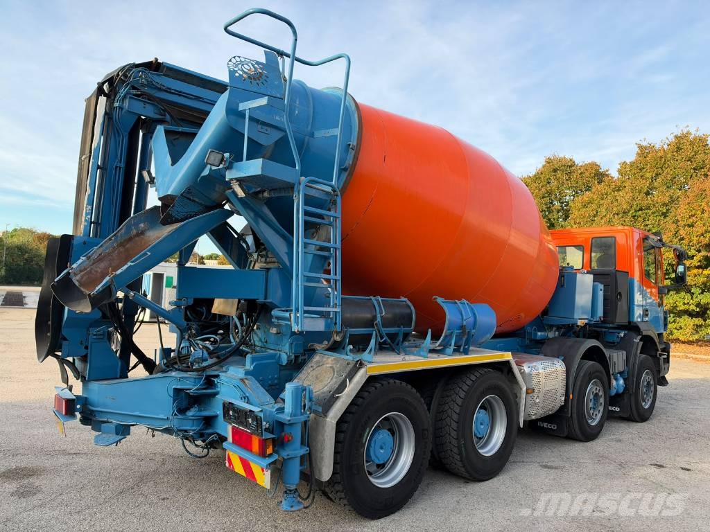 Iveco TRAKKER AD340T45 콘크리트/몰타르 믹서