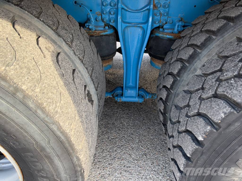 Iveco TRAKKER AD340T45 콘크리트/몰타르 믹서
