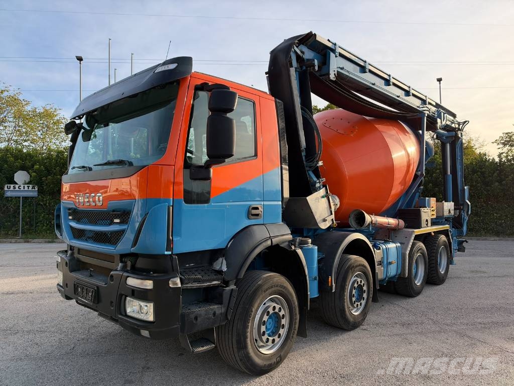 Iveco TRAKKER AD340T45 콘크리트/몰타르 믹서