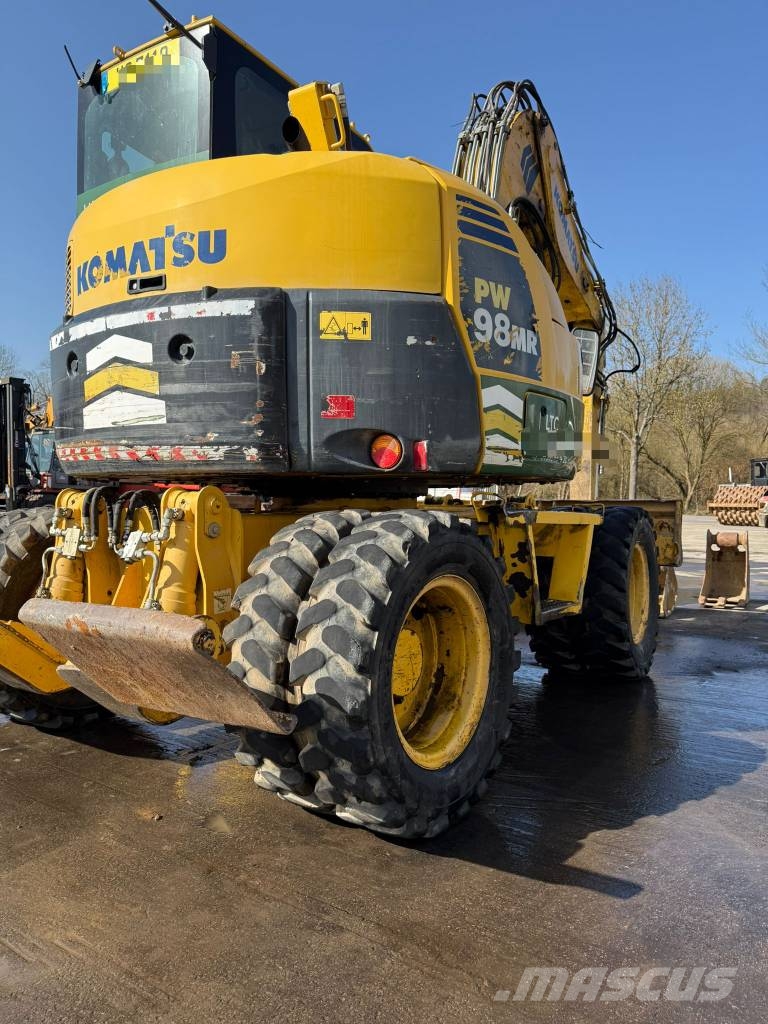 Komatsu PW 98 MR-8 //BJ. 2013/14351H/SW/4 Buckets 轮式挖掘机