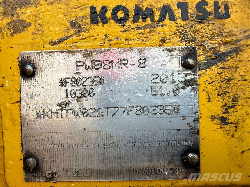 Komatsu PW 98 MR-8 //BJ. 2013/14351H/SW/4 Buckets 轮式挖掘机