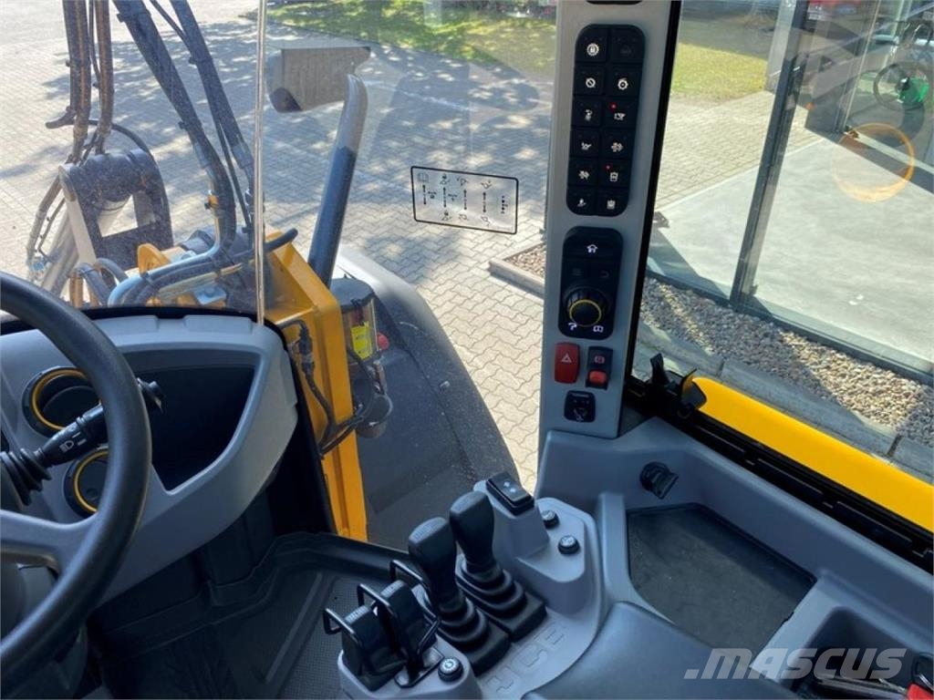 JCB 437 HT FARM MASTER Hjullastare