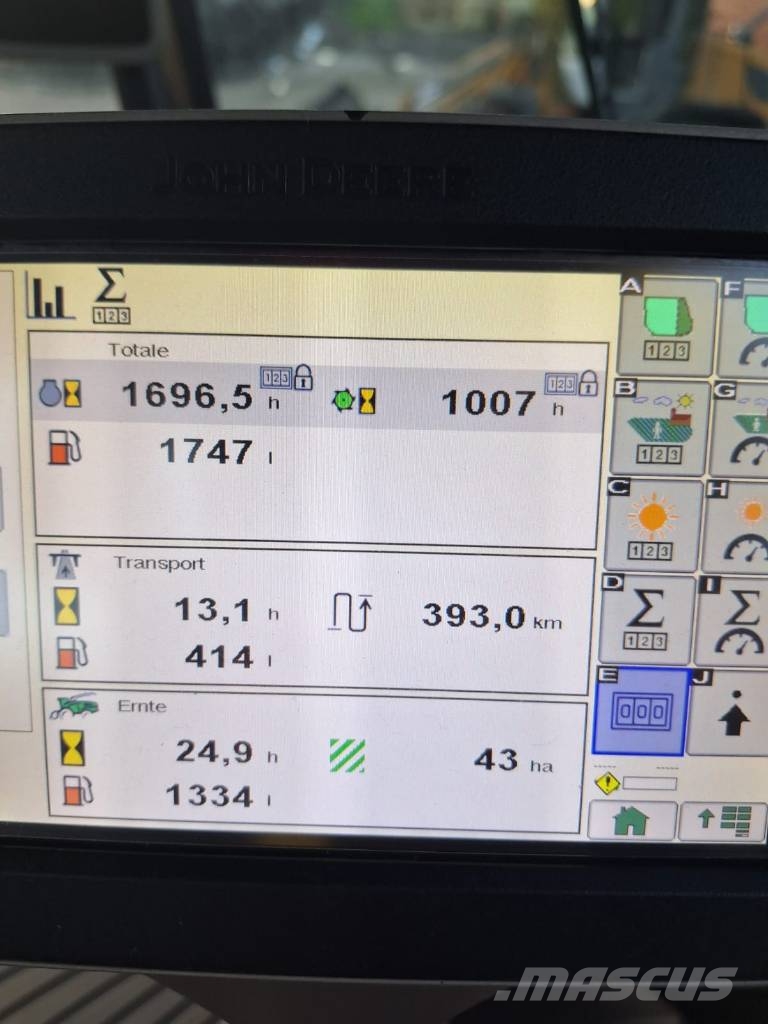 John Deere 8300 Zelfrijdende veldhakselaars