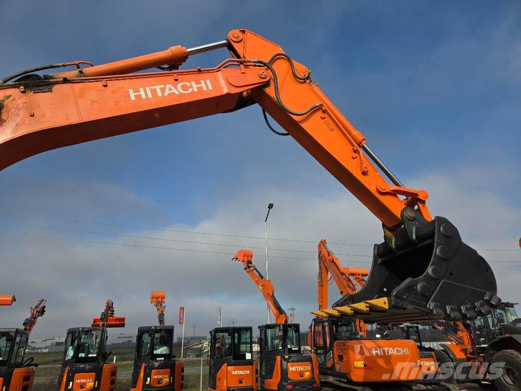 Hitachi ZX 350 LC-6, 2019, 12.535h, new bucket 2,2cm Excavatoare pe șenile