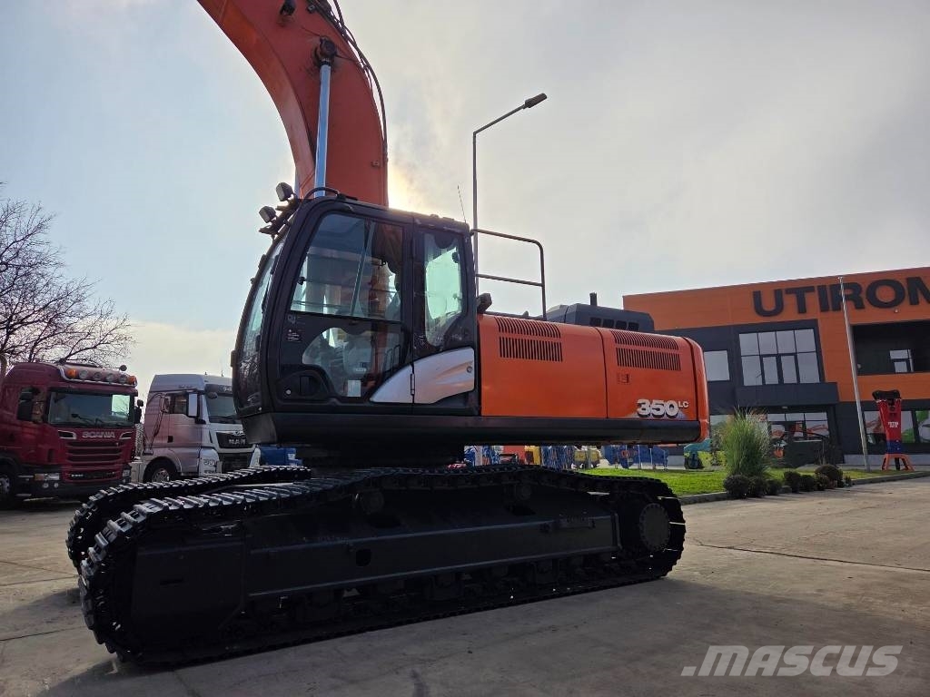 Hitachi ZX 350 LC-6, 2019, 12.535h, new bucket 2,2cm Excavatoare pe șenile