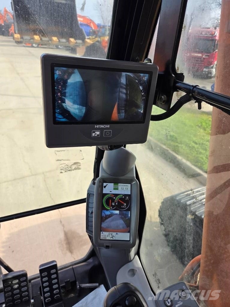 Hitachi ZX 350 LC-6, 2019, 12.535h, new bucket 2,2cm Excavatoare pe șenile