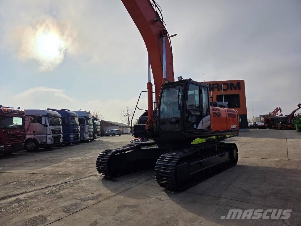 Hitachi ZX 350 LC-6, 2019, 12.535h, new bucket 2,2cm Excavatoare pe șenile
