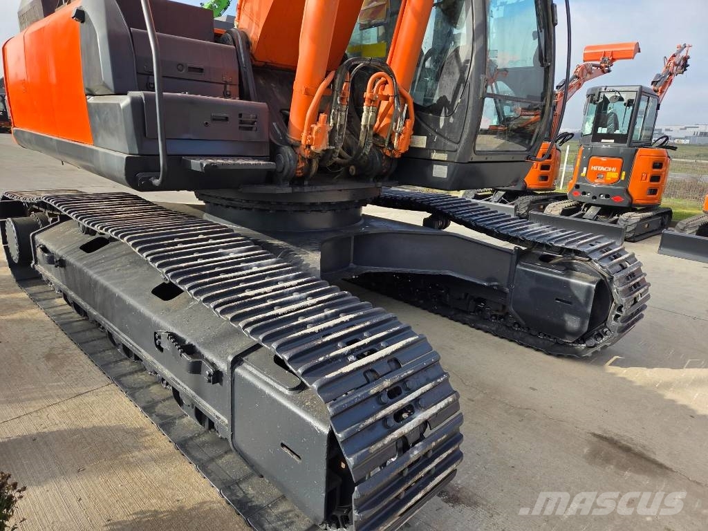 Hitachi ZX 350 LC-6, 2019, 12.535h, new bucket 2,2cm Excavatoare pe șenile
