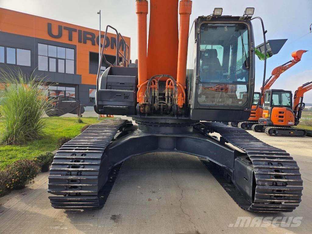 Hitachi ZX 350 LC-6, 2019, 12.535h, new bucket 2,2cm Excavatoare pe șenile