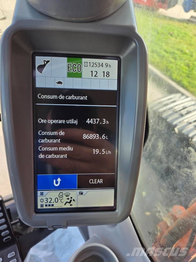 Hitachi ZX 350 LC-6, 2019, 12.535h, new bucket 2,2cm Excavatoare pe șenile