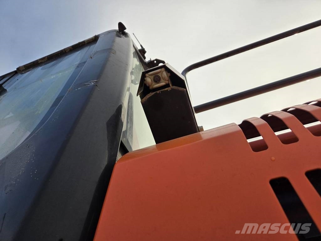 Hitachi ZX 350 LC-6, 2019, 12.535h, new bucket 2,2cm Excavatoare pe șenile