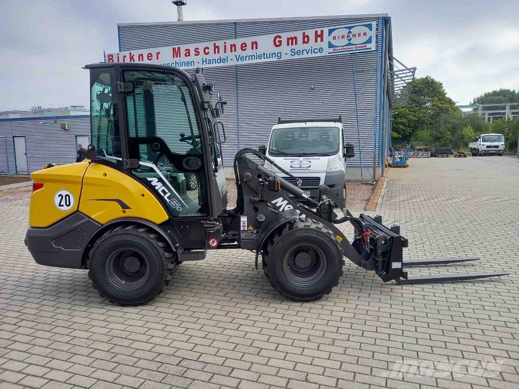 Mecalac MCL 6+ Gumikerekes homlokrakodók