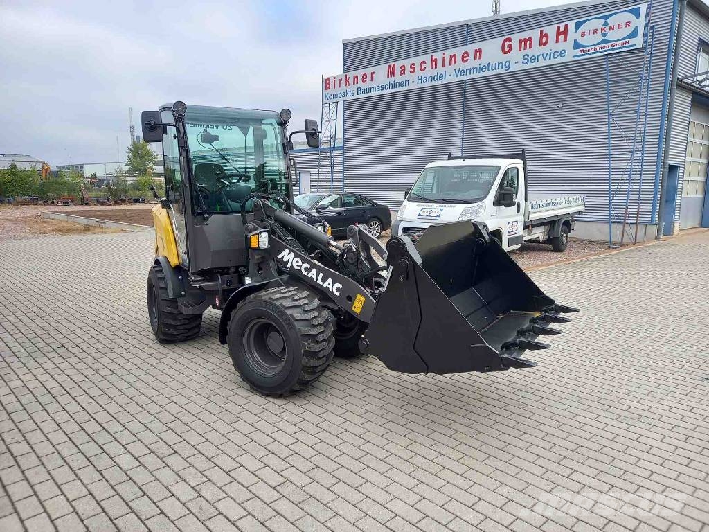 Mecalac MCL 6+ Gumikerekes homlokrakodók
