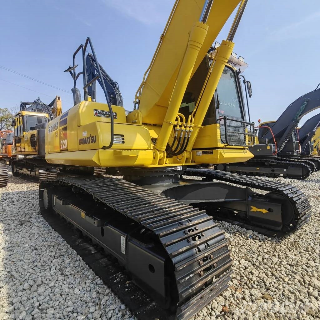 Komatsu PC 220-8 Εκσκαφείς με ερπύστριες