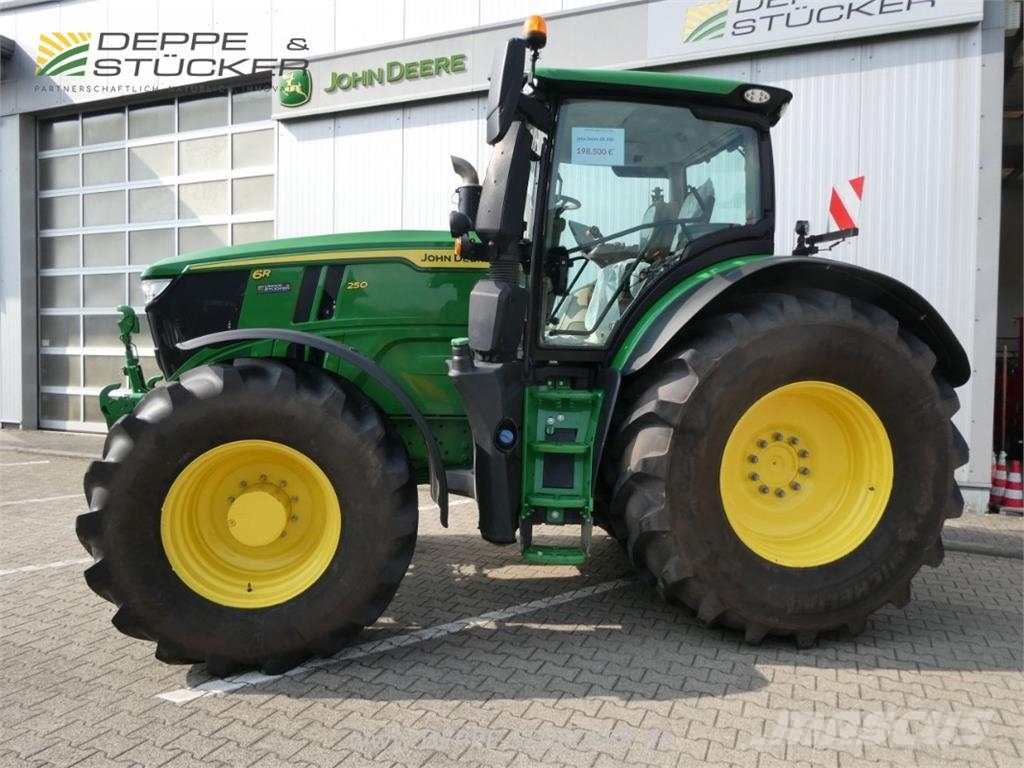 John Deere 6R 250 Další