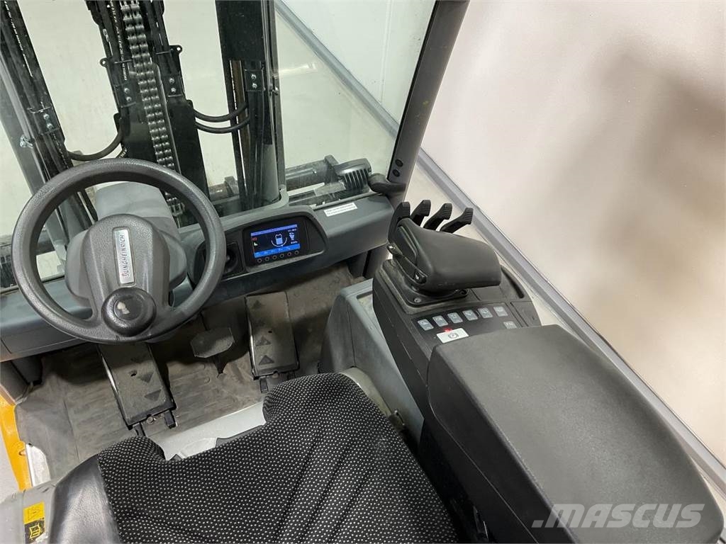 Jungheinrich EFG 216 Electric forklifts