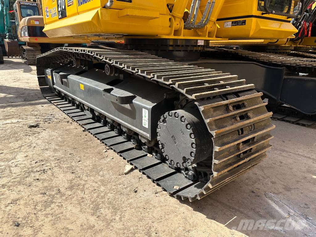 Komatsu PC210LC-8N1 حفارات وسط 7 طن - 12 طن