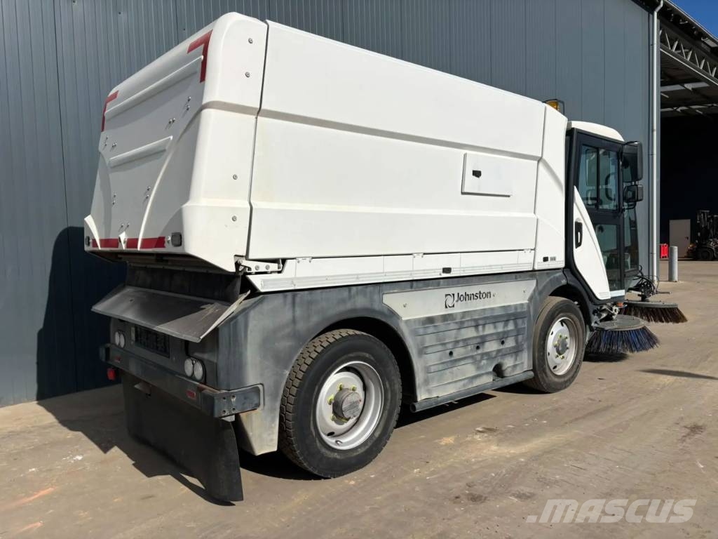 Johnston CX401 - 80 km/h - Sweeper 掃倉機