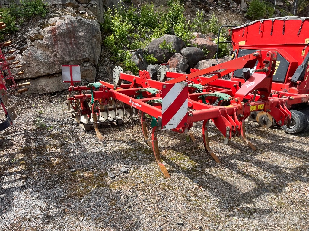 Kverneland CLC PRO 300 Cultivatoren