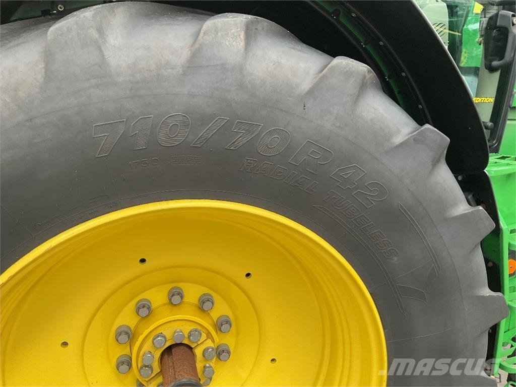John Deere 6215R Tratores Agrícolas usados