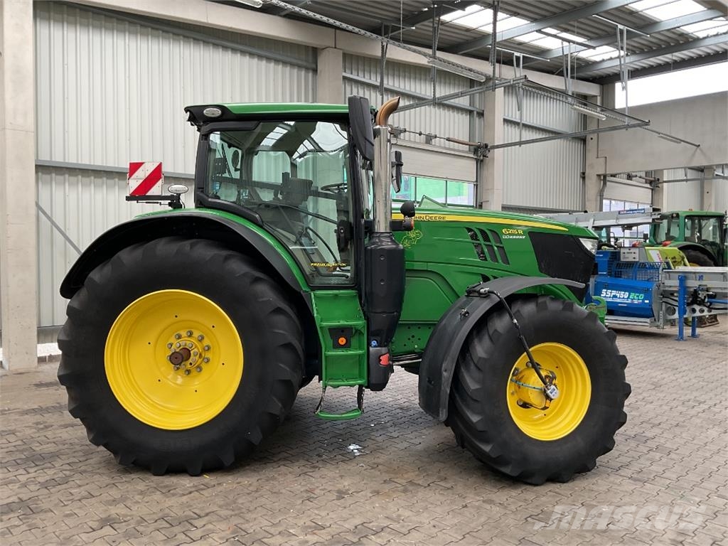 John Deere 6215R Tratores Agrícolas usados