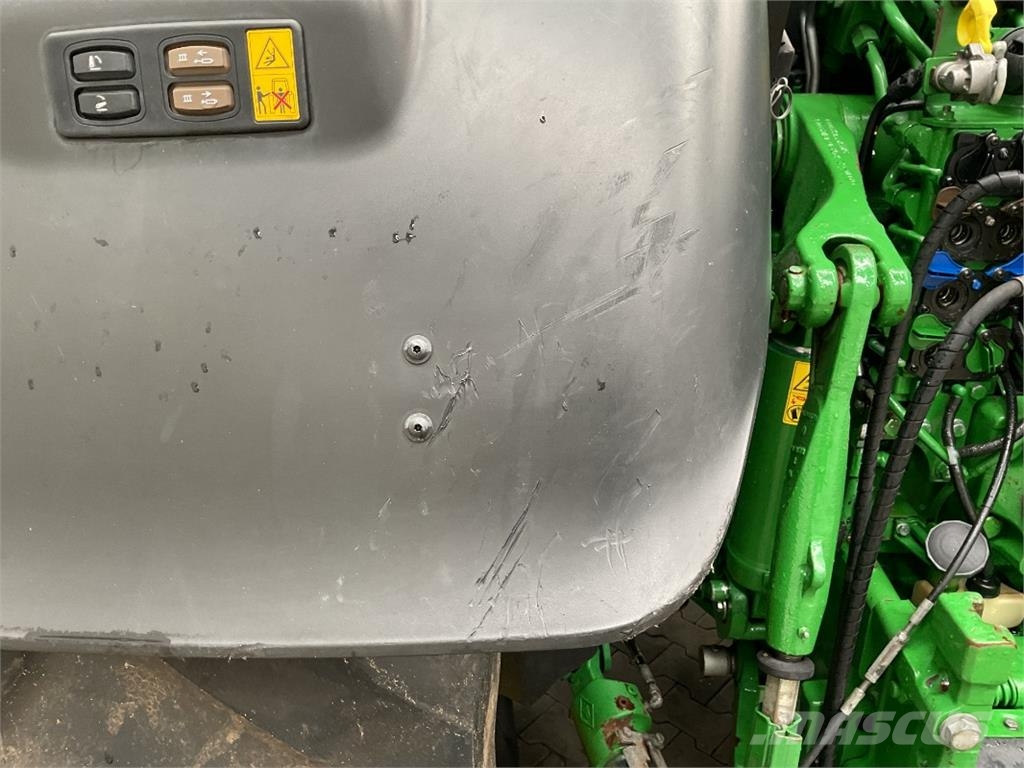 John Deere 6215R Tratores Agrícolas usados