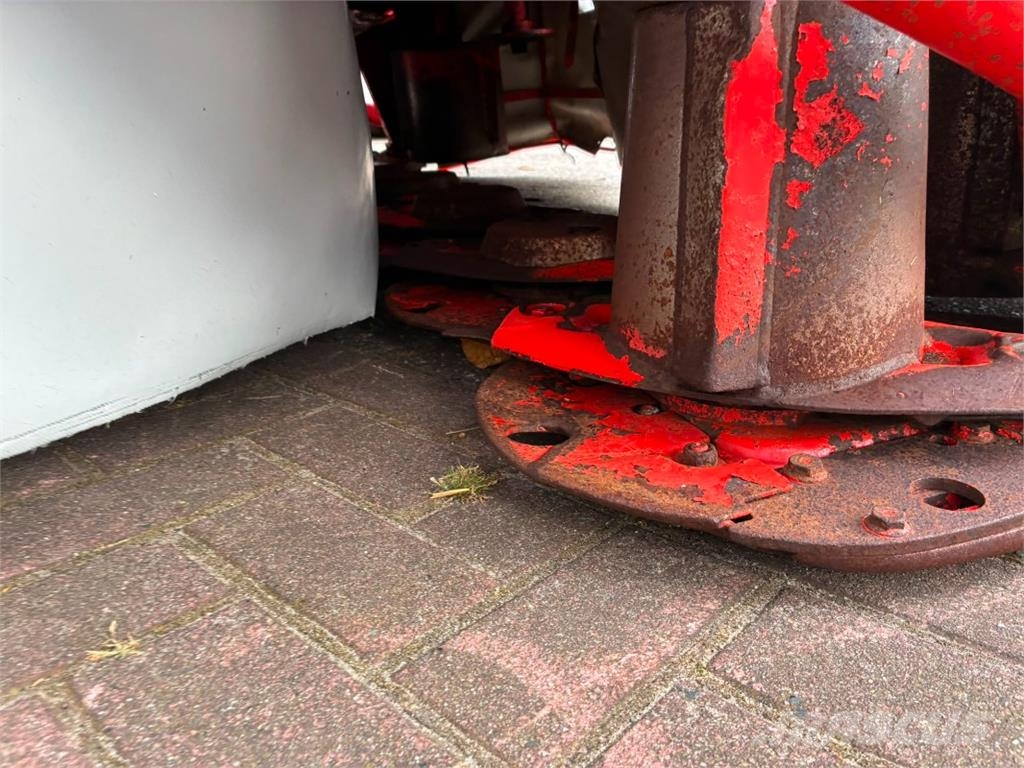 Kuhn GMD 802 F Niittomurskaimet