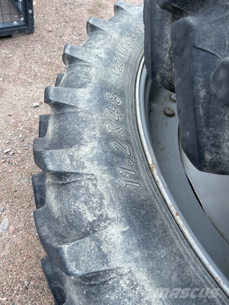 Alliance 270/95x32 & 270/95x48 Case IH Maxxum 110 Riepas, riteņi un diski