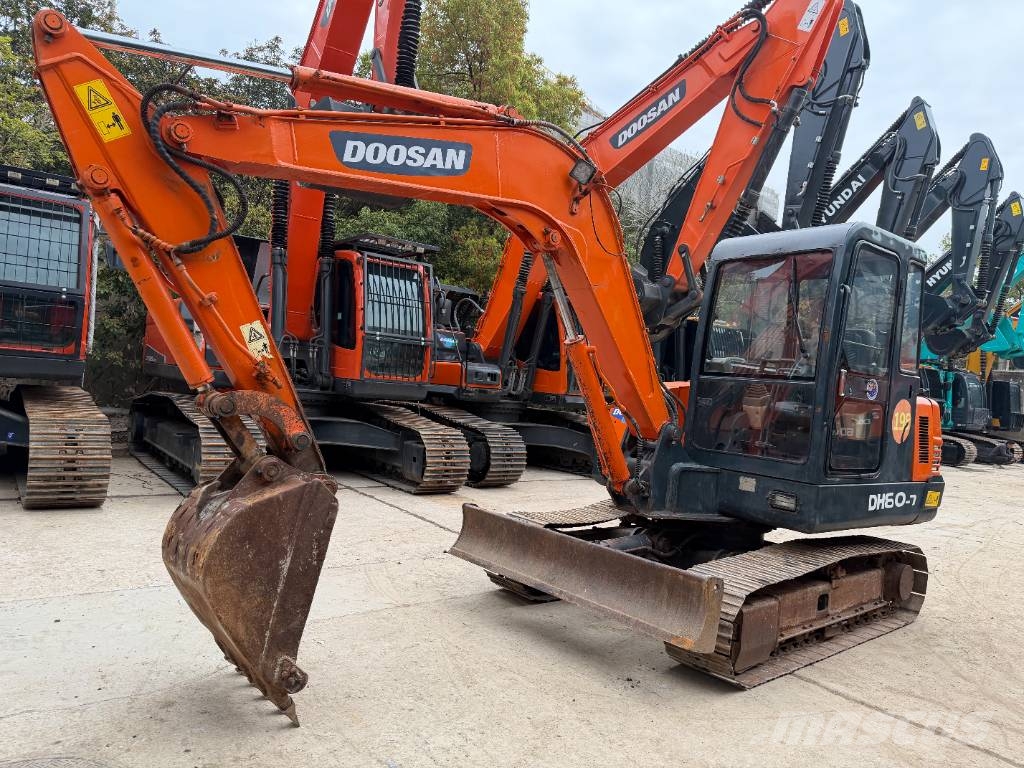 Doosan DH55-7 28th Anniversary Promotion Price حفارات زحافة