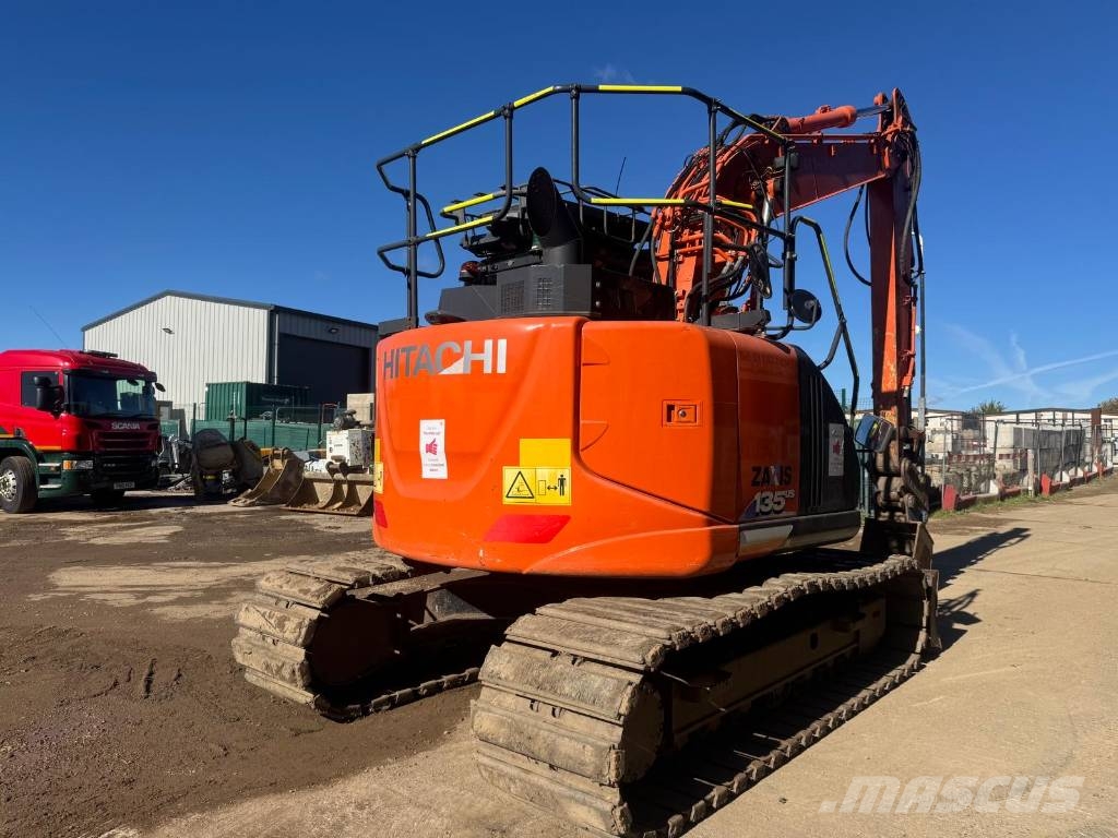 Hitachi ZX 135 US-6 Roomikekskavaatorid