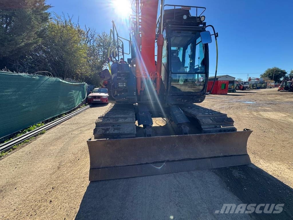 Hitachi ZX 135 US-6 Roomikekskavaatorid