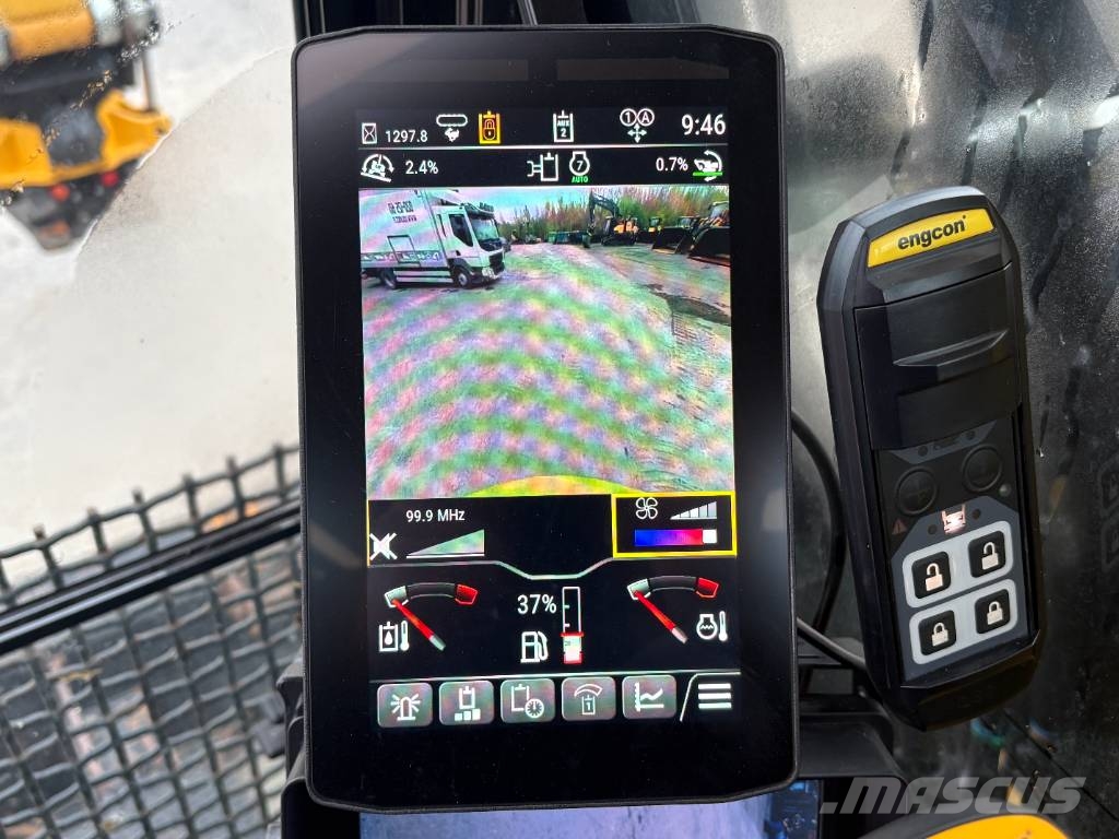 CAT 310-07 حفارات زحافة