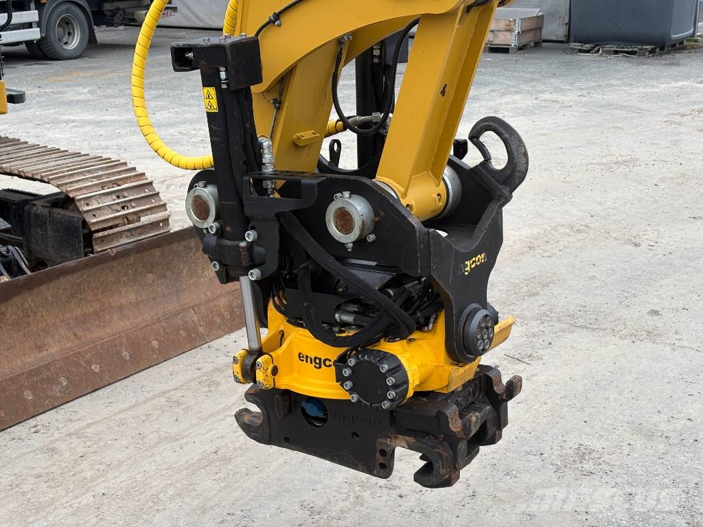 CAT 310-07 حفارات زحافة