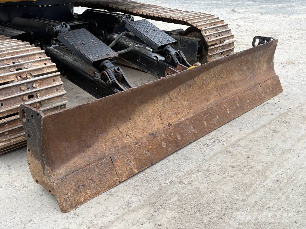 CAT 310-07 حفارات زحافة