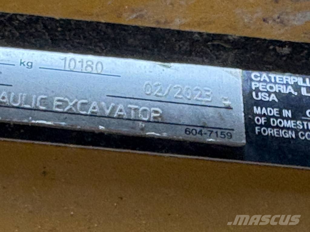 CAT 310-07 حفارات زحافة