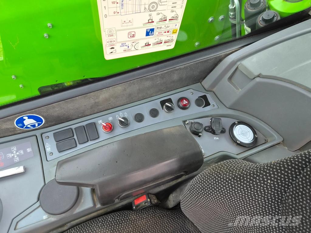 Merlo TF 35.7 CS معدات مناولة لأغراض الزراعة