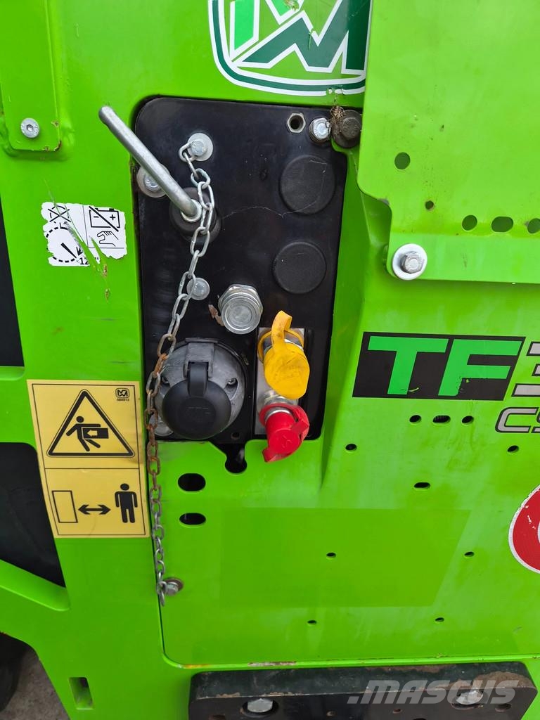 Merlo TF 35.7 CS معدات مناولة لأغراض الزراعة
