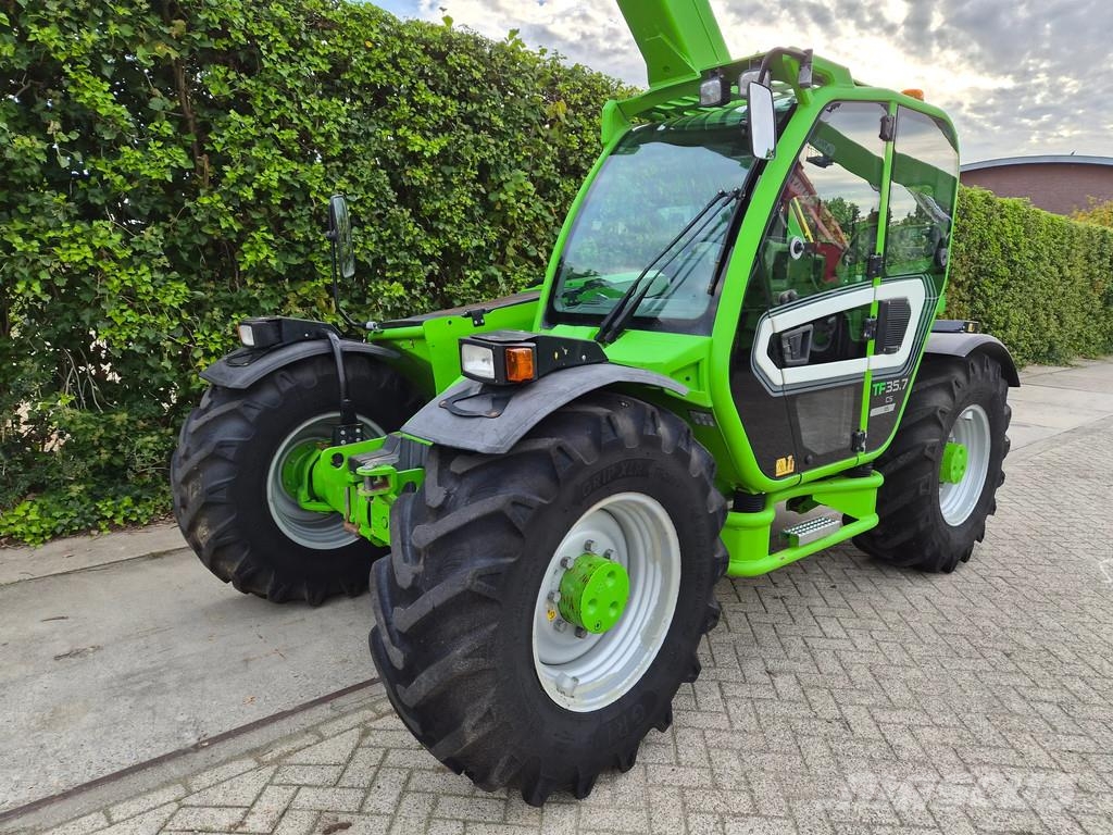 Merlo TF 35.7 CS معدات مناولة لأغراض الزراعة