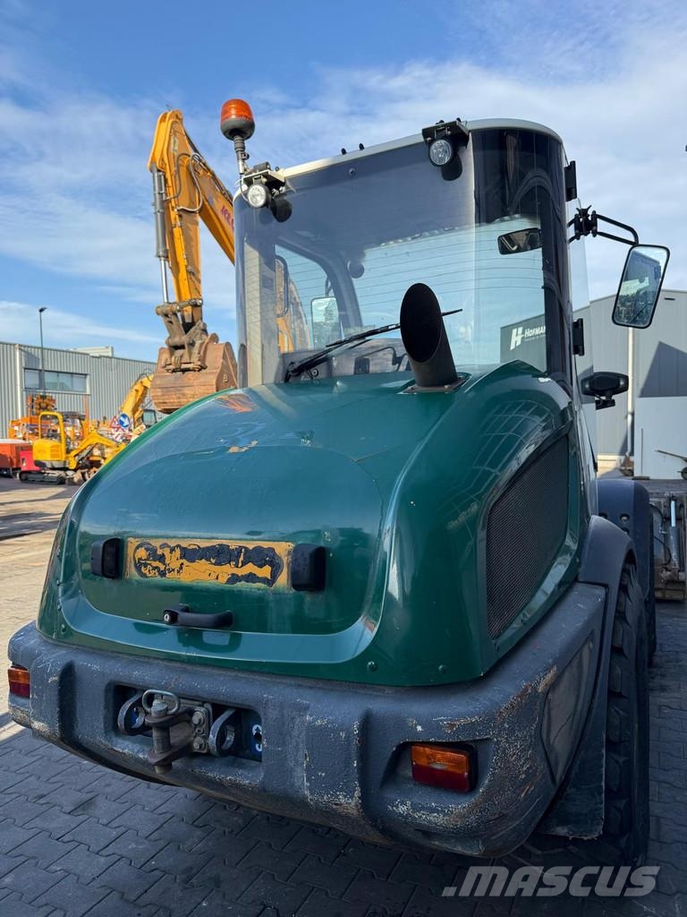 Liebherr L506C Kolesni nakladalci