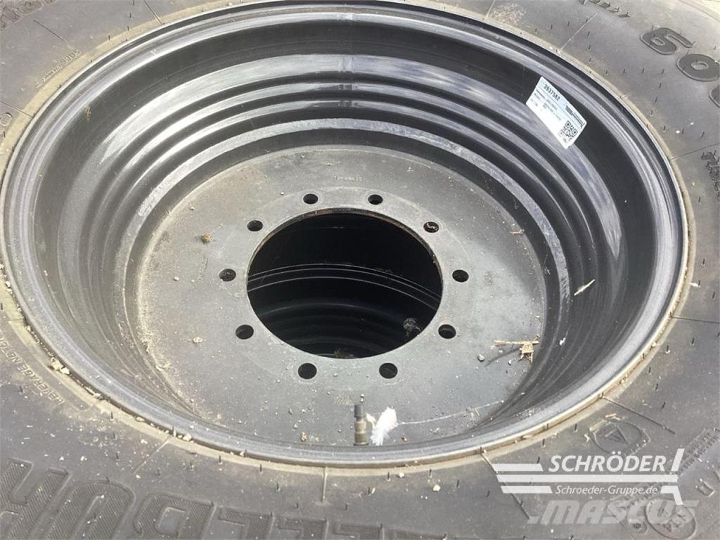 Trelleborg 600/70 R28 + 710/70 R42 两轮