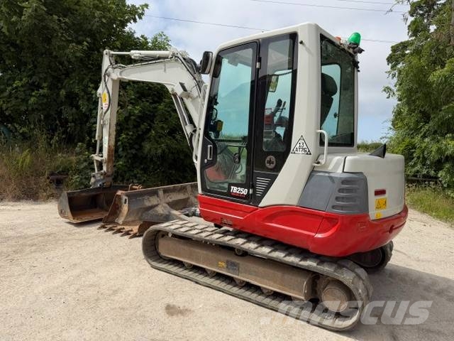 Takeuchi TB 250 Minibagger < 7t