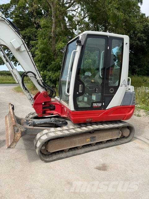 Takeuchi TB 250 Minibagger < 7t