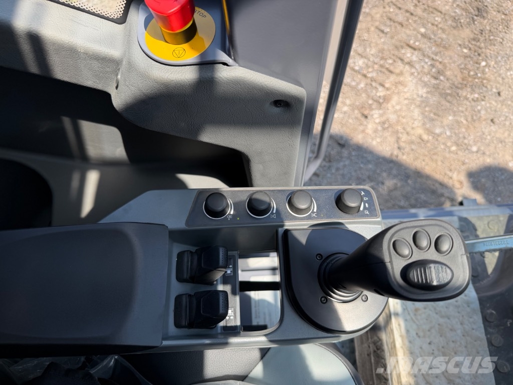 Epiroc SmartRoc T35 Perfuratrizes de superfície