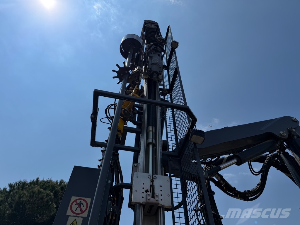 Epiroc SmartRoc T35 Perfuratrizes de superfície